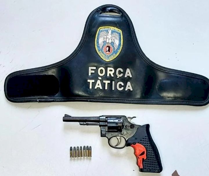 Polícia Militar realiza apreensão de arma de fogo e suspeito é detido em Aracruz