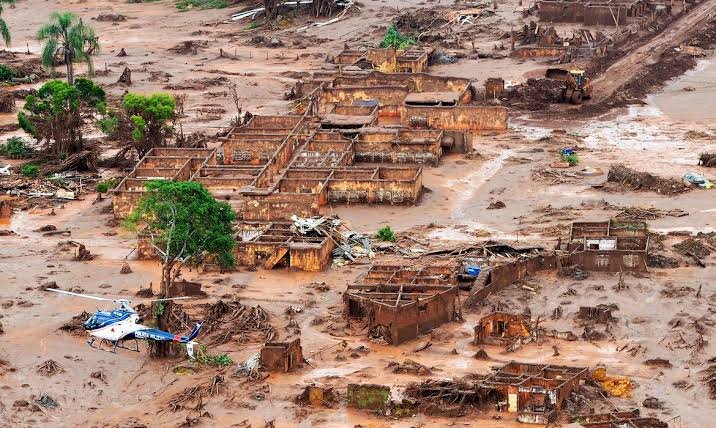 Justiça determina que Vale e BHP depositem R$ 10,3 bi para ações em cidades do ES