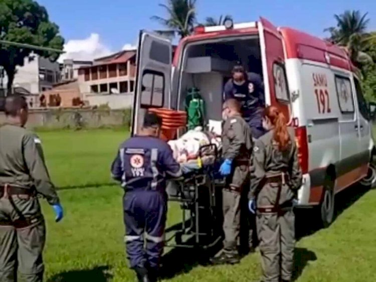 Idosa de 74 anos de Aracruz é socorrida de helicóptero para hospital em Vitória