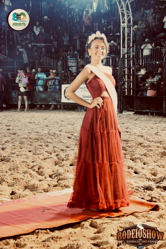 Miss Mirim ES participa de Rodeio em Barra de São Francisco