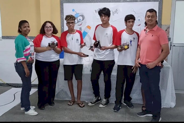 Estudantes de Aracruz apresentam protótipos mecânicos