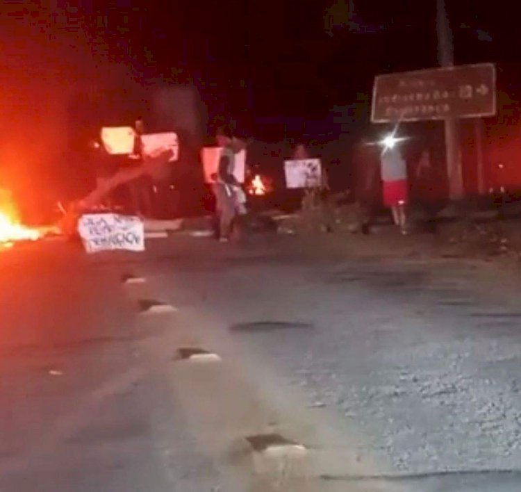 Protesto de indígenas fecha rodovia em Aracruz