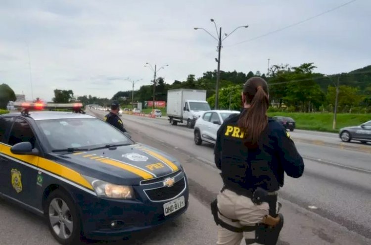 PRF aumenta fiscalização nas rodovias do ES para evitar acidentes no feriado