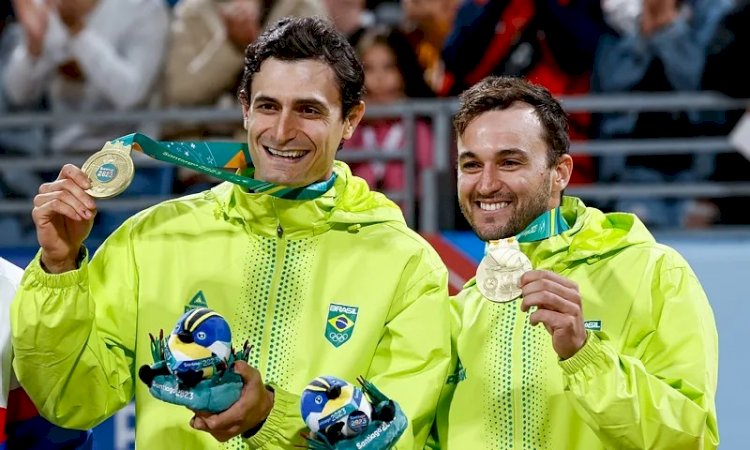 Capixaba André Stein é campeão PanAmericano no vôlei de praia