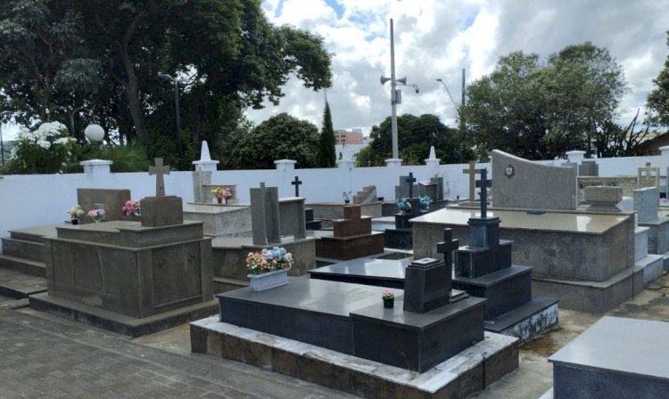 Cemitérios de Aracruz recebem melhorias para o Dia de Finados