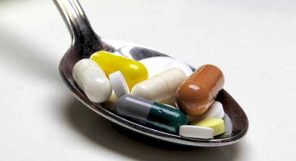 Coluna Dr. Guilherme Laporti: Tomar muito antibiótico faz mal?