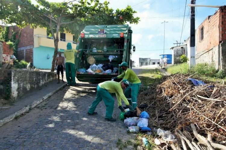 Trabalhadores de limpeza aprovam proposta e greve chega ao fim no ES