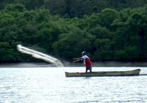 Aracruz reabre temporada de pesca com foco sustentável