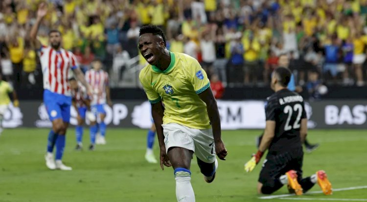 Com gols de Vini Jr., Brasil goleia Paraguai e encaminha vaga na Copa América