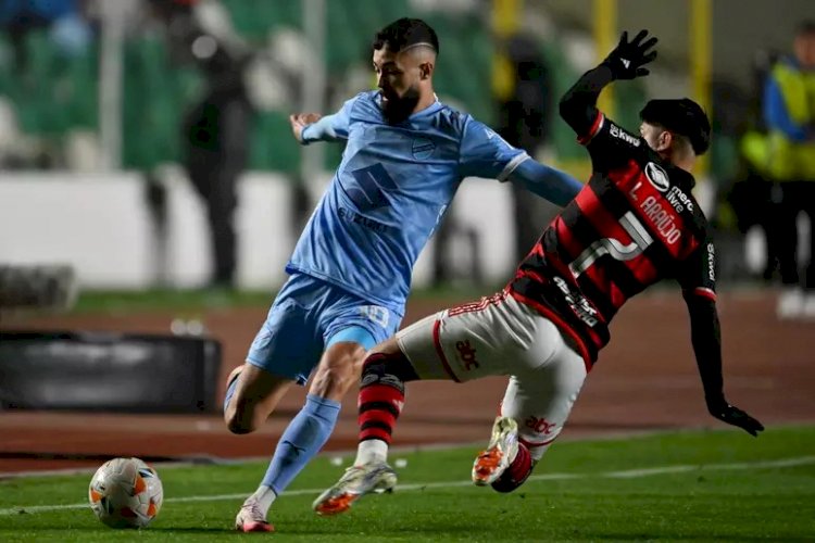 Flamengo perde na altitude, mas elimina Bolívar e vai às quartas da Libertadores