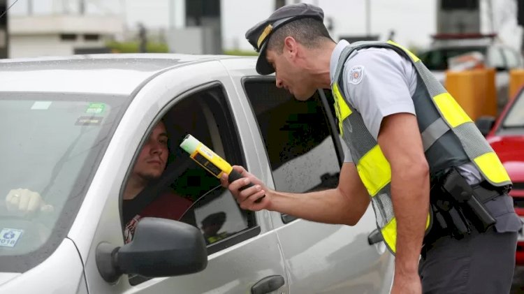 4.800 motoristas têm carteira suspensa por recusar bafômetro no ES